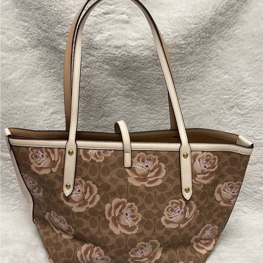 Coach Market Tote in Signature Rose Print Bag - Picture 5 of 11